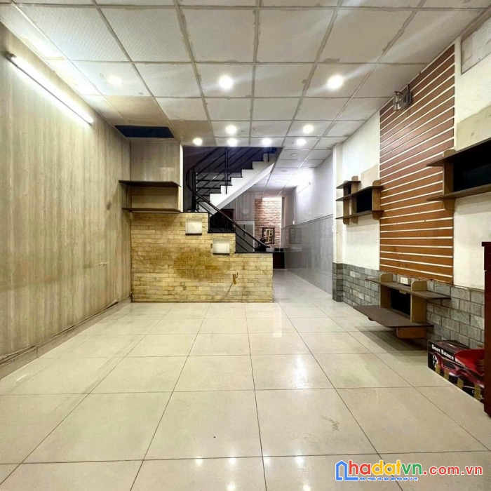 Bán nhà nguyễn sỹ sách, 4x10.5m, 2 tầng, hẻm ô tô  cách 20m, khu dân trí chỉ 3.45 tỷ tl