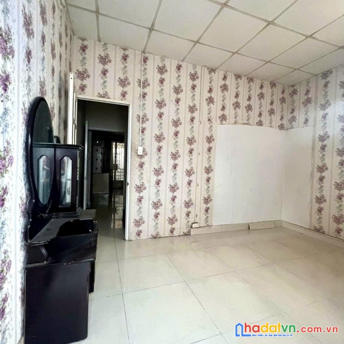 Bán nhà nguyễn sỹ sách, 4x10.5m, 2 tầng, hẻm ô tô  cách 20m, khu dân trí chỉ 3.45 tỷ tl