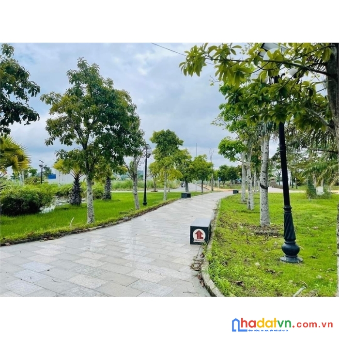 Đất nền thổ cư bình sơn gần sân bay qt long thành, shr giá 18tr/m2