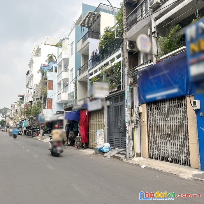Nhà 4 tầng mặt tiền đường nhật tảo p6q10 -  giá 15.5 tỷ