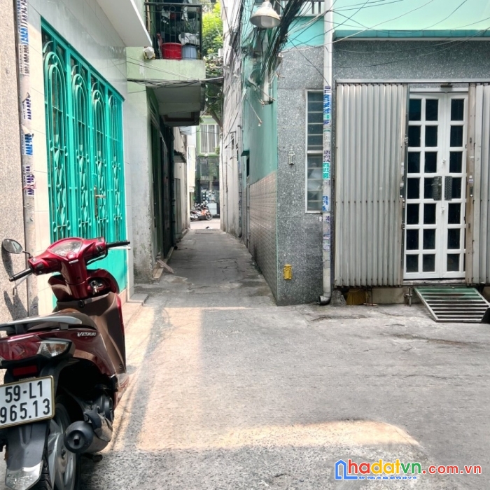 Nhà mới 2 tầng hẻm thông đường nguyễn tiểu la p8q10 - giá 4.1 tỷ