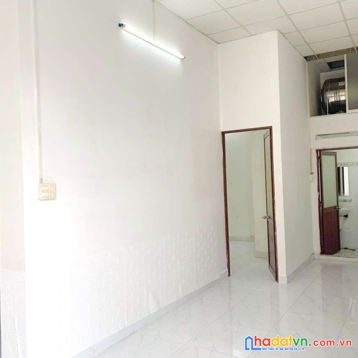 Nhà thuê nguyên căn hẻm 503 bình đông p13q8 - 7 triệu / tháng