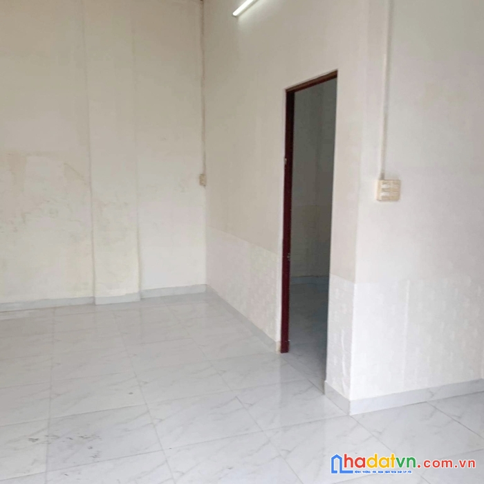 Nhà thuê nguyên căn hẻm 503 bình đông p13q8 - 7 triệu / tháng