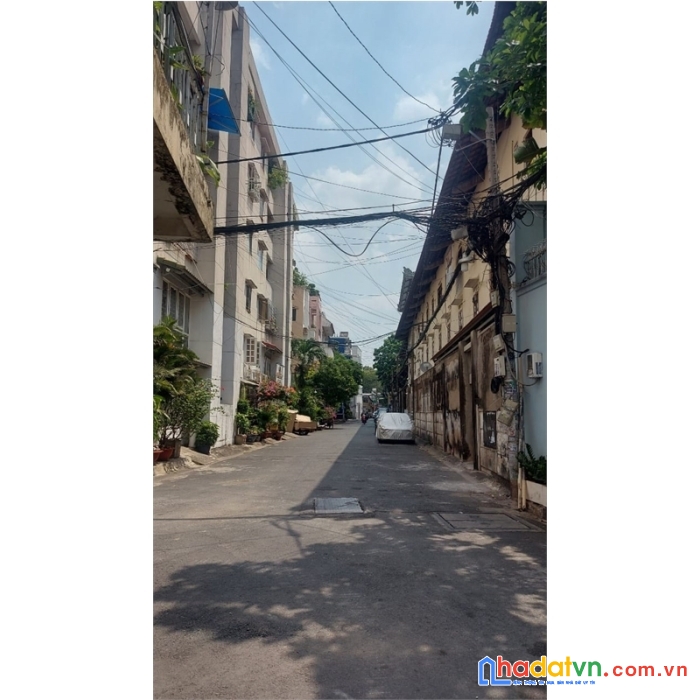 Nhà mặt tiền đường phan tây hồ, 5 tầng, diện tích 60m2, khu dân cư an ninh, giao thông thuận tiện,