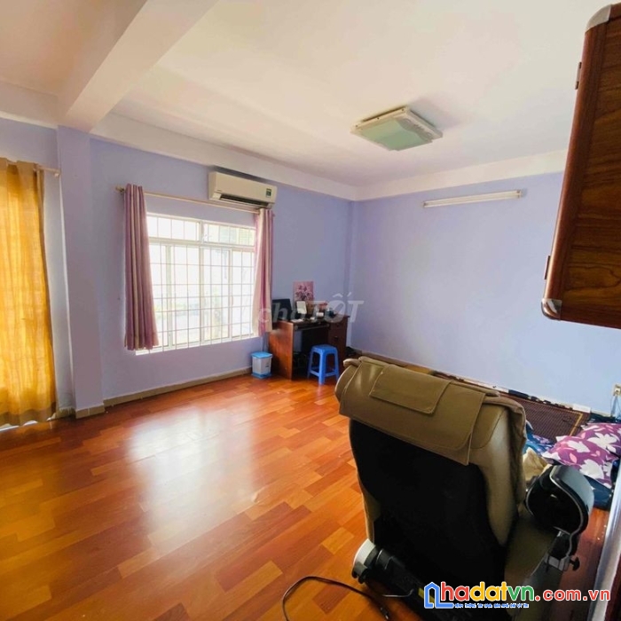 Cần bán chung cư phường 3,  quận 4, tp hồ chí minh