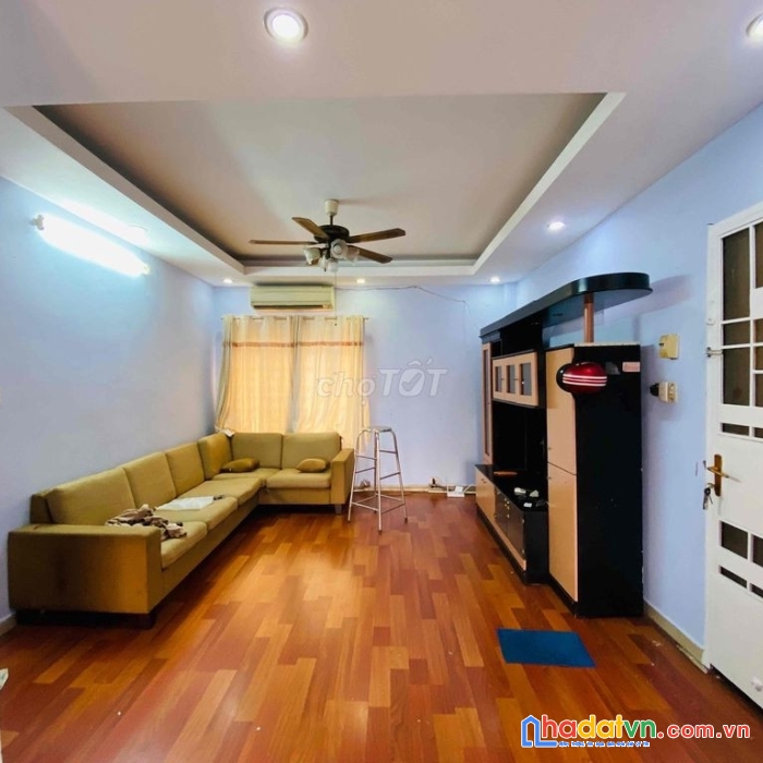 Cần bán chung cư phường 3,  quận 4, tp hồ chí minh