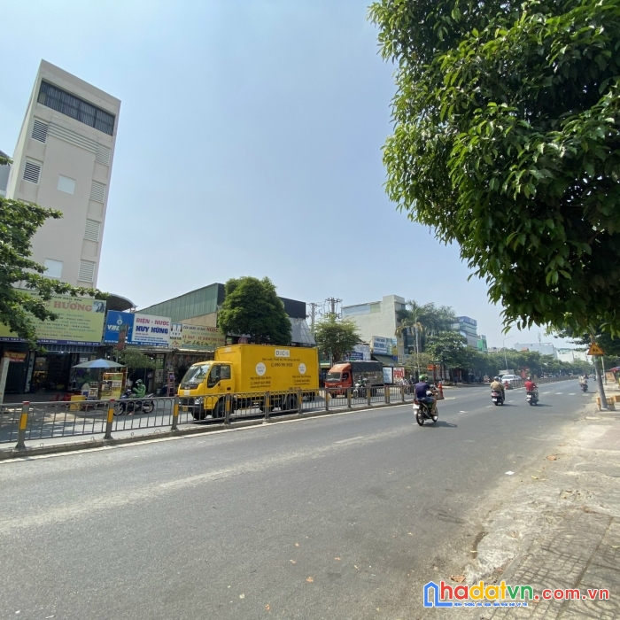 159 tây thạnh, dt 4x18, đang cho thuê 20tr/tháng. giá 12.5tỷ tl