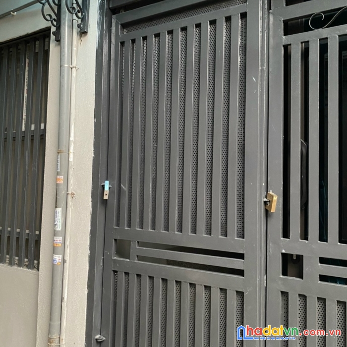 Cho thuê tầng 2,tầng 3 ở số nhà 11 ngõ 230/96 phố định công thượng, hoàng mai, hà nội,