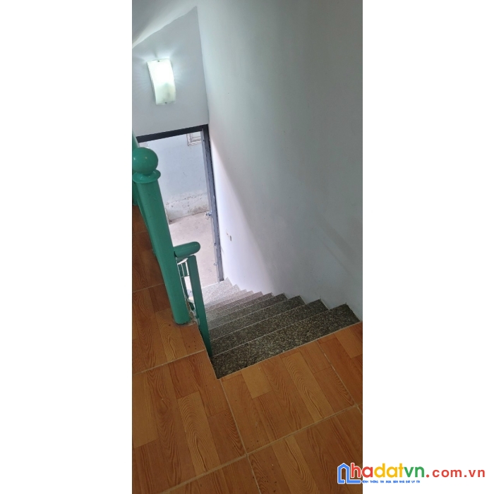 Cho thuê tầng 2,tầng 3 ở số nhà 11 ngõ 230/96 phố định công thượng, hoàng mai, hà nội,