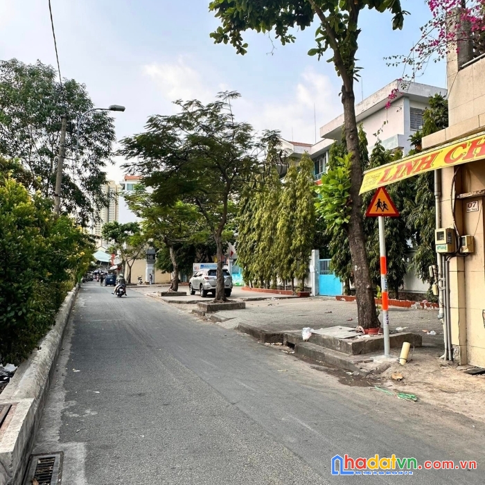 Bán nhà mặt tiền trần hữu trang - lê văn sỹ, dt: 165m2 (4/8x24m), 2 tầng, giá 9.9 tỷ (tl)