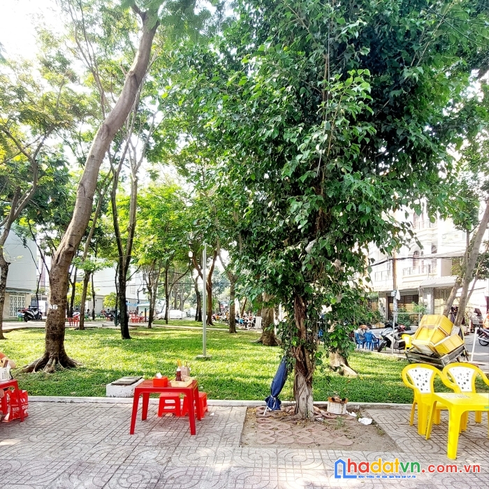 Bán nhà ngay khu tên lửa- 4 tầng mới cáu- 4.8tỷ còn tl