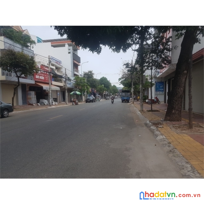 Cho thuê mặt bằng ngay ngã tư nguyễn văn trỗi phường 4, vũng tàu