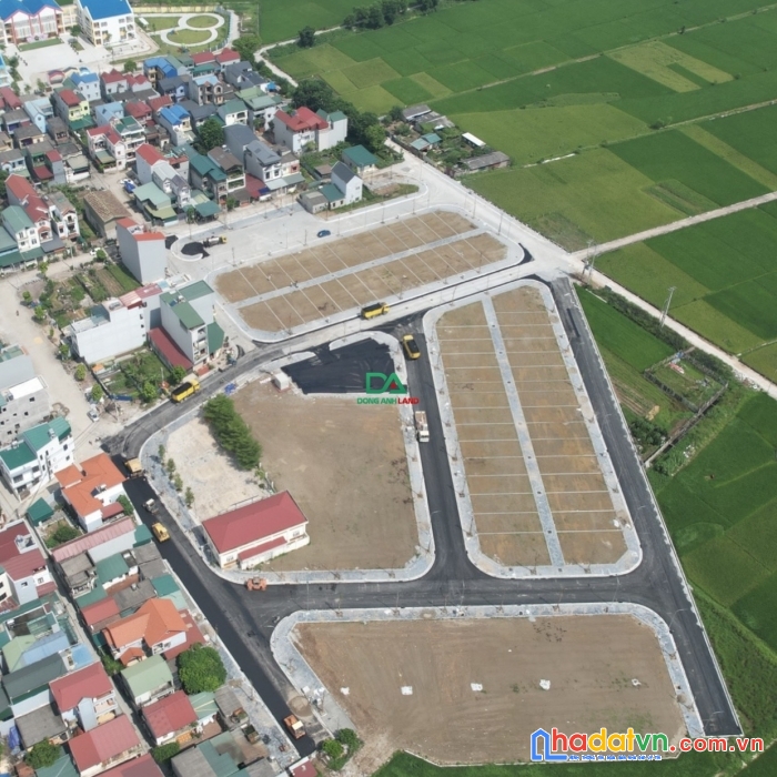 Bán lô góc 123.46m đất đấu giá dục tú đông anh