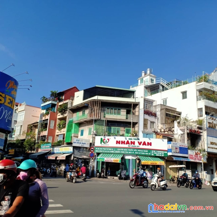 Bán nhà mặt tiền kinh doanh, sư vạn hạnh, quận 10, 4 tầng, ngang 4.3 x 14, nhỉnh 19 tỷ.