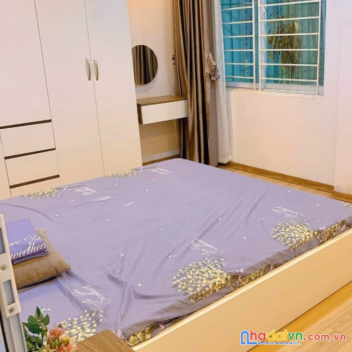 Bán nhà đẹp mặt oto đổ cửa , vị trí thuận tiện ,kinh doanh phố lê gia định ,q hai bà trưng 64 m