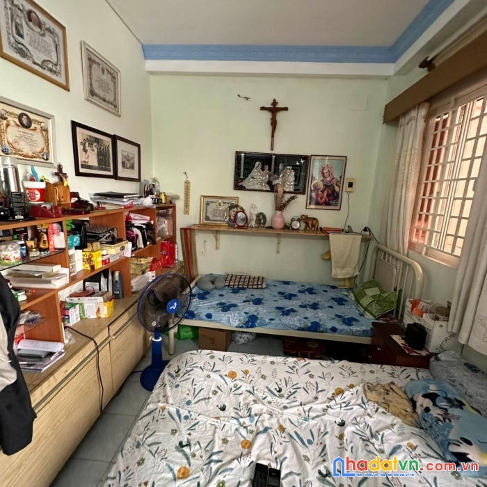 90m2, 5 tầng lô góc đường lý thường kiệt, quận tân bình giá rẻ.