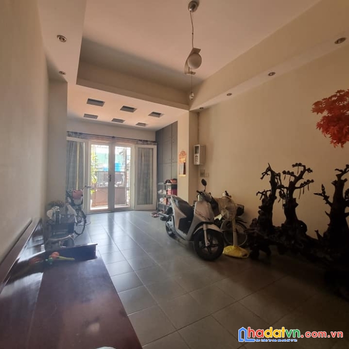 Nhà đường hồng hà, phường 2, quận tân bình giảm chào sâu.