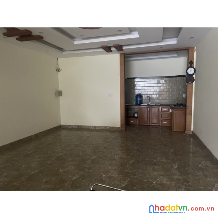 Tin hot khách sạn căn hộ 6 tầng mặt tiền hồ xuân hương