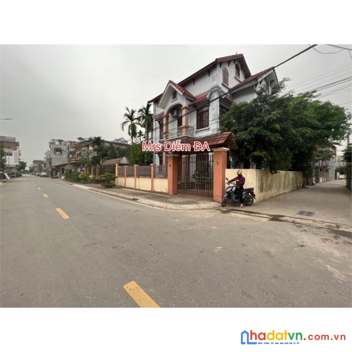 Chào giá 50 triệu, mrs diễm cần bán 63.3m đất lô góc trung tâm cổ dương, tiên dương, đông