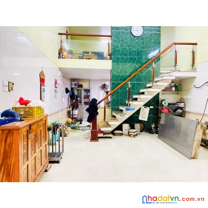Nguyễn văn lộc, hà đông, dt 104m2 5 tầng, mặt tiền 6m kinh doanh bất chấp, 2 thoáng.