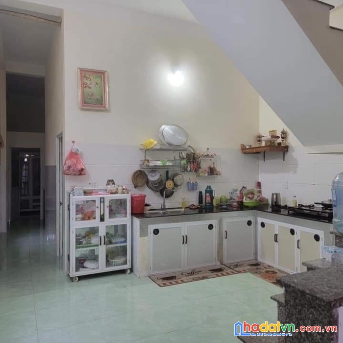 Chỉ 2 tỷ xíu xiu có nhà  kiệt 5m ô tô đỗ cửa, dt 117m2, ngang 5m, nở hậu