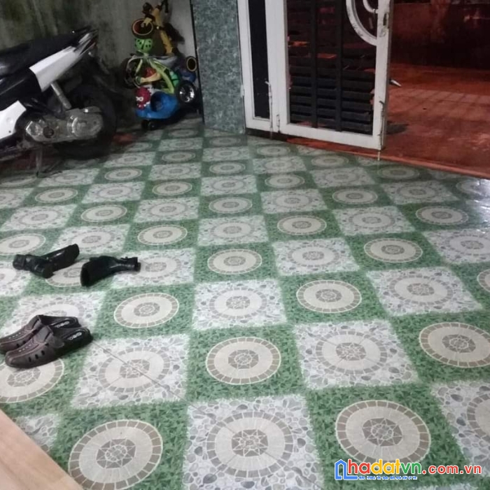 Chỉ 2 tỷ xíu xiu có nhà  kiệt 5m ô tô đỗ cửa, dt 117m2, ngang 5m, nở hậu