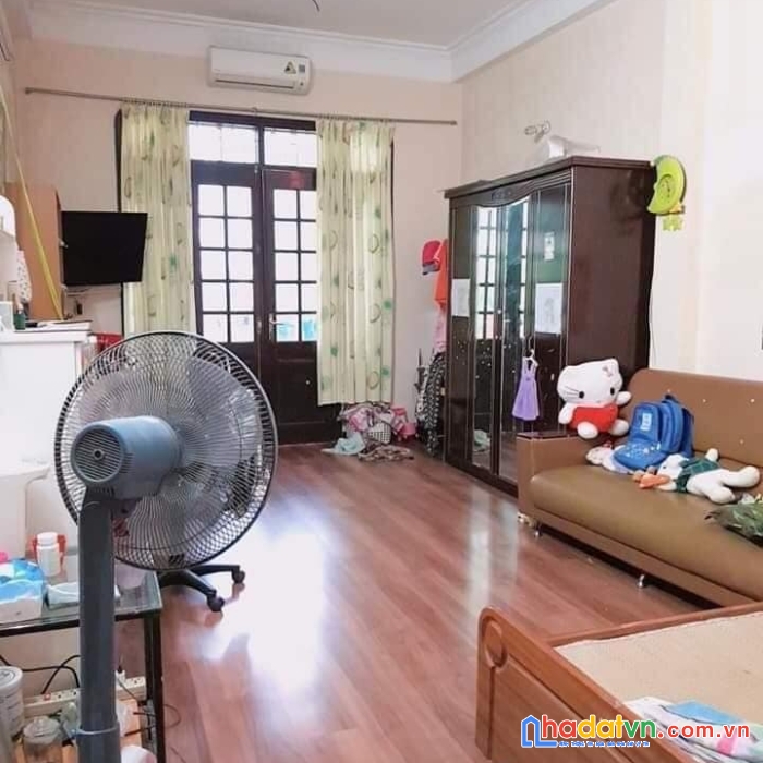 Bán nhà ga ra ô tô kinh doanh cầu giấy quan hoa hà nội 9.5 tỷ.