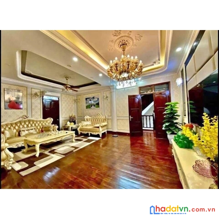 Chùa láng 40m hơn 3 tỷ- lô góc 3 thoáng- full nội thất ở bgay