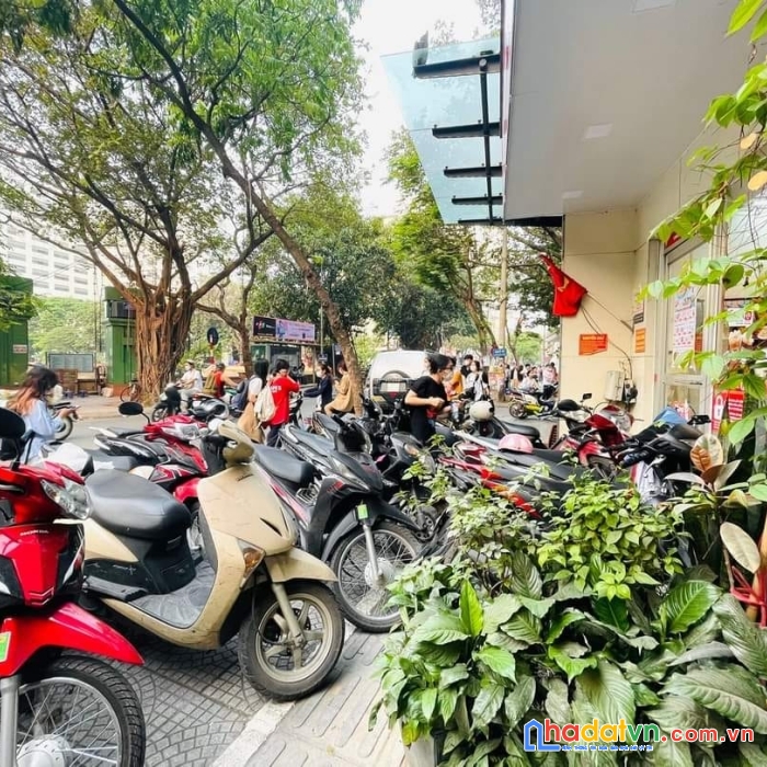 Bán nhà mp chùa láng, đống đa, 175m, 9t, mt 7.5m, vỉa hè, oto tránh, kd đỉnh, 0937651883