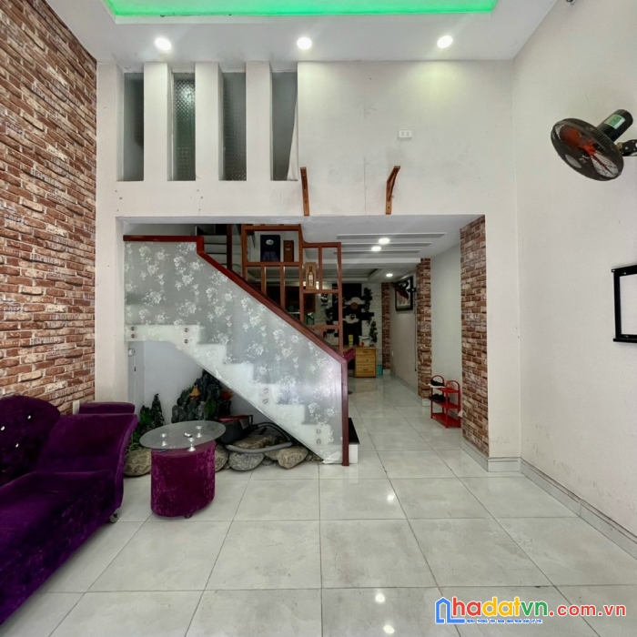 5.2 tỷ có ngay nhà 5 tầng 48m2 hẻm 1/ tân hương - tân phú