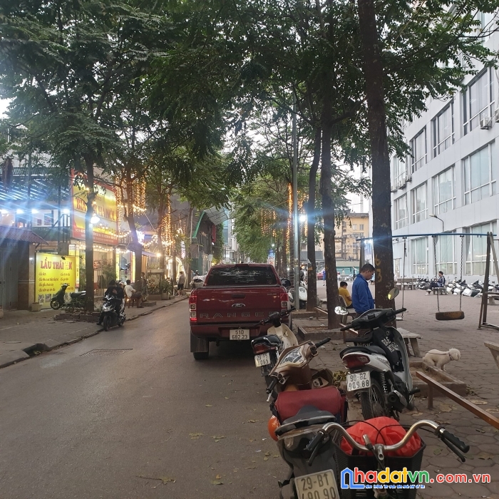 Bán mảnh đất mp hiếm nhất đống đa 245m, mt 10, vỉa hè đá bóng, kinh doanh khủng khiếp, 0937651883