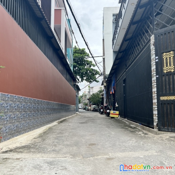 Bán nhà hxh  thông nguyễn hữu  tiến 100m2- 2 tầng chỉ nhỉnh 6 tỷ