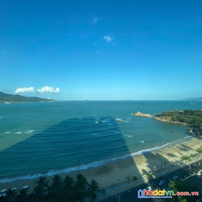 Bán đất mặt tiền phạm văn đồng nha trang giá đổ nợ ngang 40m lh 0985451850  xuyên