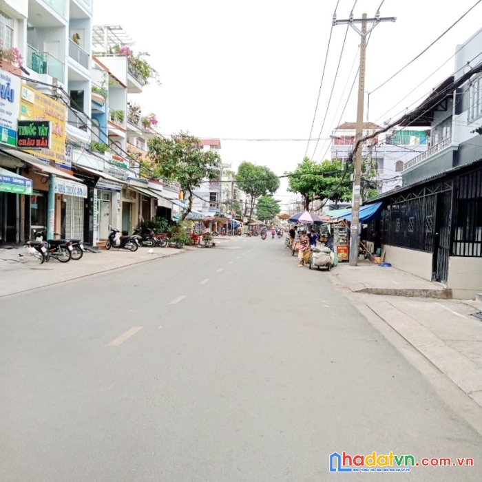 Bán nhà cấp 4 cũ mt tuy lý vương p13q8 - giá : 6 tỷ (tl)