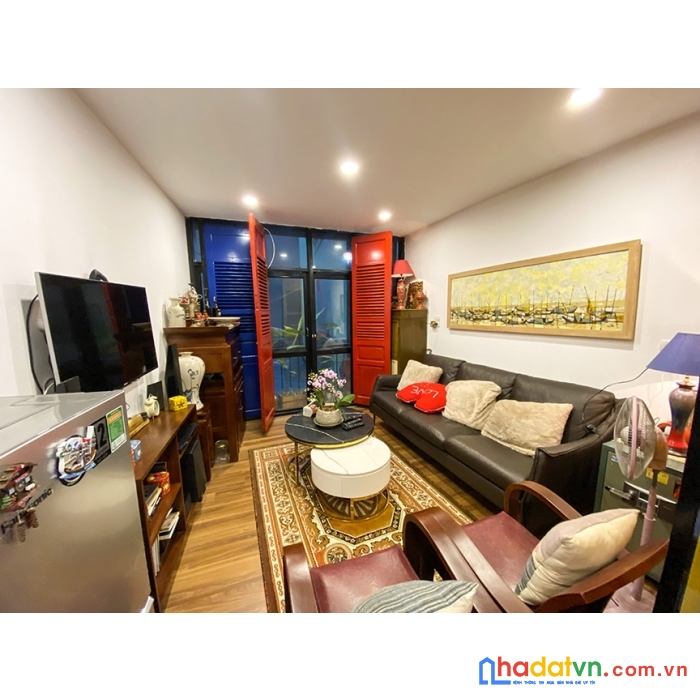 Cho thuê nhà trong ngõ đẹp 6 tầng 3 phòng ngủ đủ đồ tại xuân diệu, tây hồ giá 19 triệu/tháng