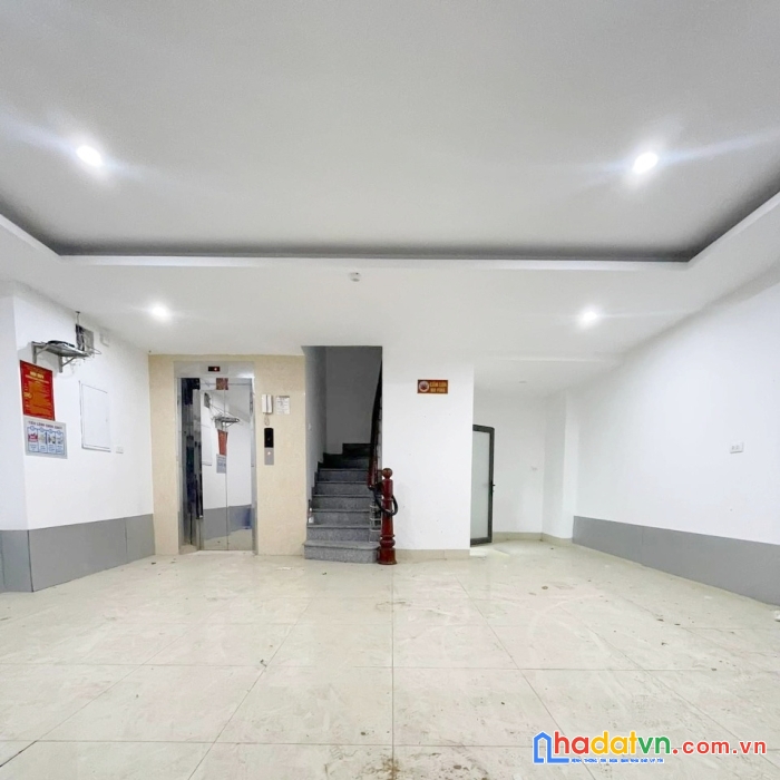 Hiếm nhà trần quang diệu 50m phân lô ô tô tránh thông sàn kinh doanh giá tốt