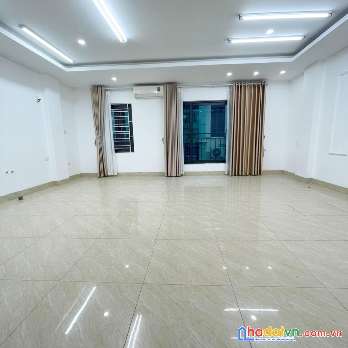 Hiếm nhà trần quang diệu 50m phân lô ô tô tránh thông sàn kinh doanh giá tốt