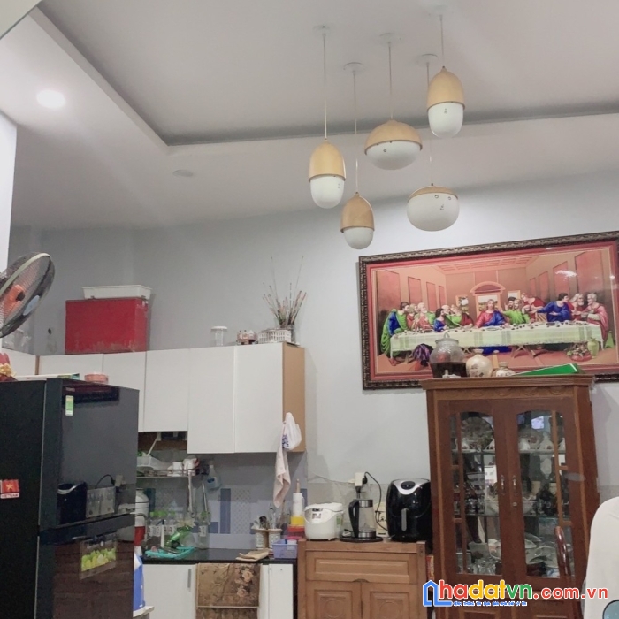 Bán nhà mặt tiền  đường 12m, bà điểm, hóc môn 100m2- 3 tầng nhỉnh 5 tỷ tl