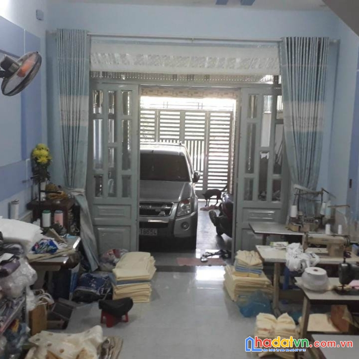 Bán nhà mặt tiền  đường 12m, bà điểm, hóc môn 100m2- 3 tầng nhỉnh 5 tỷ tl