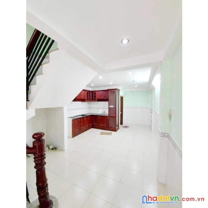 Nhà mới gần mt bông sao phường 5 quận 8 - giá 13 triệu/tháng