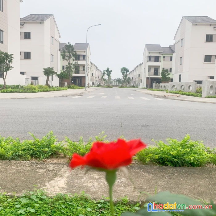 Bán căn góc hàng ngoại giao siêu đẹp khu đô thị đẳng cấp vsip chỉ hơn 6 tỉ