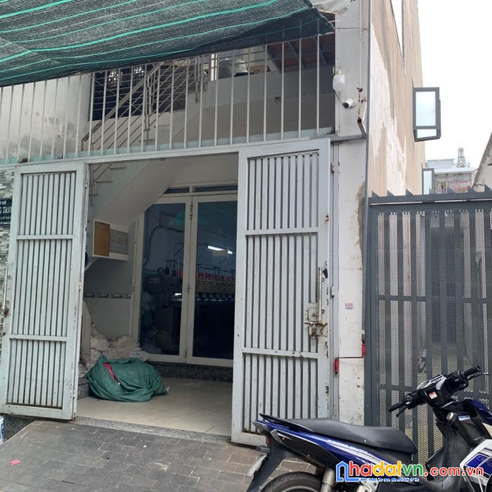 Chính chủ cần bán nhanh căn nhà đẹp vị trí đắc địa tại quận tân phú, tphcm