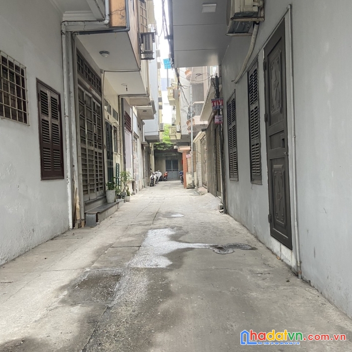 Đất đẹp phố lâm hạ hot nhất long biên có sẵn nhà 3 tầng sẵn ở giá chỉ nhỉnh 8 tỷ.