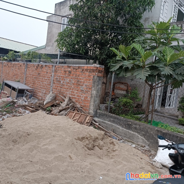 Bán đất 80m2 vuông vức tôn đản 1.3x tỷ