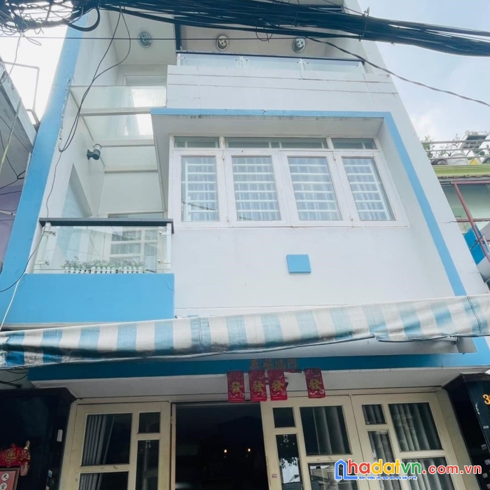 Ô tô trong nhà - sổ hoàn công đủ - cách đường phạm văn chiêu chỉ 100m - cạnh trường lam sơn - chợ