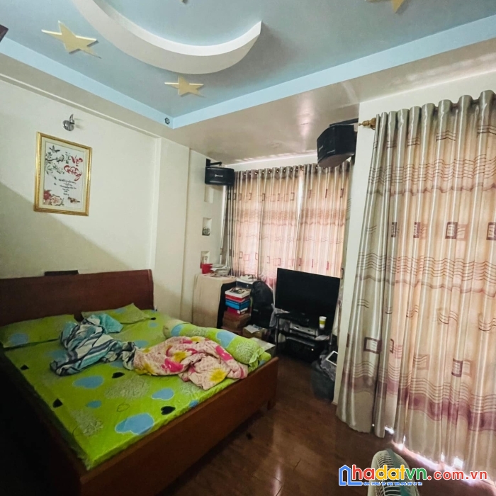 Ô tô trong nhà - sổ hoàn công đủ - cách đường phạm văn chiêu chỉ 100m - cạnh trường lam sơn - chợ