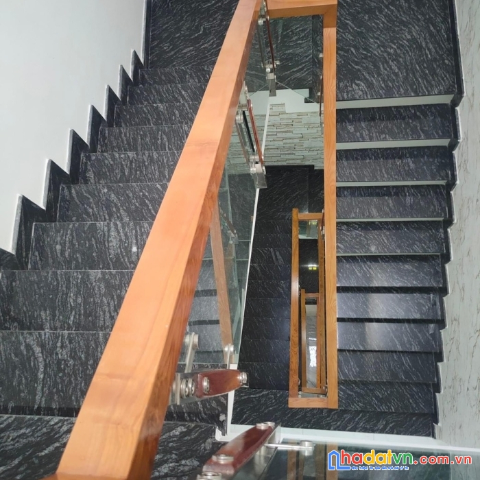 Bán nhà 2 căn liền kề đường hồ văn long, bhhb, 4 tầng, hẻm xe hơi, hẻm 8m, 53m2 chỉ 5 tỷ