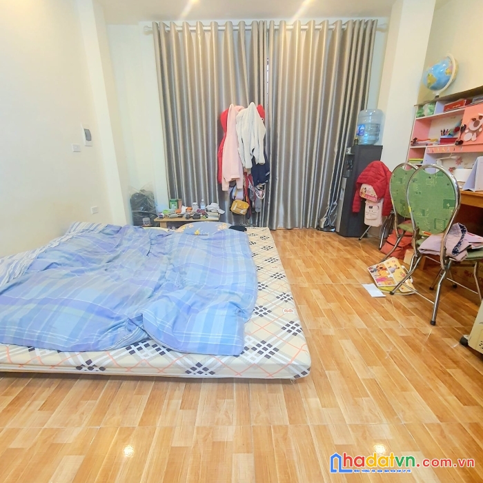 Bán nhà định công, hoàng mai, lô góc, 35m2 5t mt4.2m, giá 3.8 tỷ