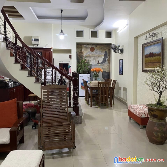 Siêu phẩm !! xem ngay nhà trần thái tông cầu giấy 60m2, 5 tầng chắc chắn chủ tặng nội thất xịn ở