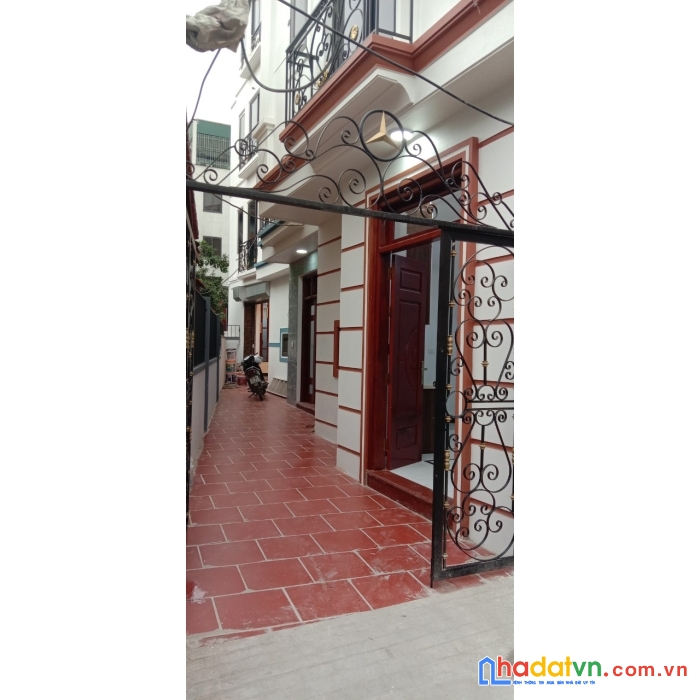 Nhỉnh 3 tỷ nhà đẹp  lô góc ngõ 180 phố tây mỗ  ô tô cách 30m hàng xóm vinhomes smart city